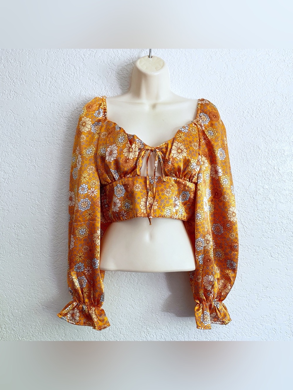 Rue21 Daisy Floral Puff Sleeve Crop Top Medium Boho Cottagecore Hippie Vintage